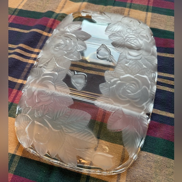 Vintage Studio Nova Winter Rose Frosted Glass 3 Part Serving Platter - Picture 5 of 10